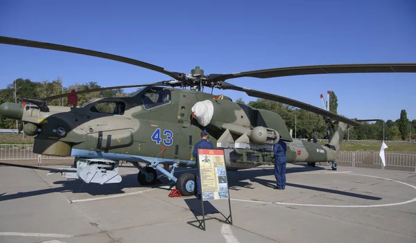 Rosztov Don Oroszország 2020 Augusztus Helikopter Egy Katonai Kiképzőpályán — Stock Fotó