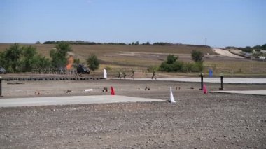  Rostov-on-Don, Rusya - 29 Ağustos 2020: Sahada denizcilik eğitimi