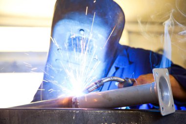 adam koruma ile kaynak demir