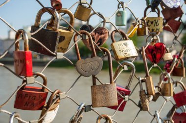 Salzburg, asma köprü, Makartsteg, bal moon insanlar aşk kilitler love it yaz aylarında
