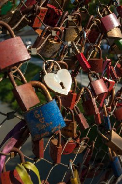 Salzburg, asma köprü, Makartsteg, bal moon insanlar aşk kilitler love it yaz aylarında