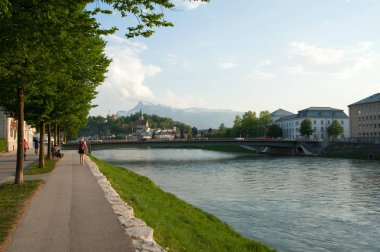Salzburg, partnerliğindeki ve Lehener Brcke, şehrin bir köprü