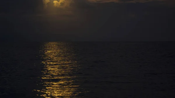 Atmósfera Muy Oscura Del Mar Atardecer — Foto de Stock