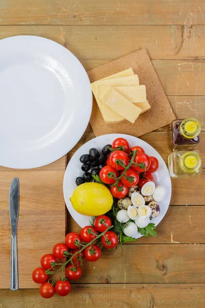 Sobre Mesa Hay Fruta Melón Vietnamita Lima Jugo Jugo Primer — Foto de Stock