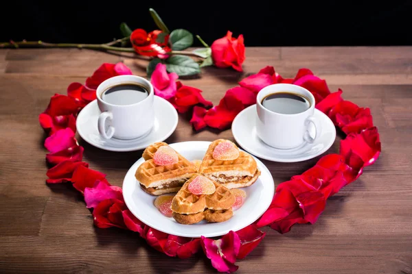 Wooden Table Heart Rose Petals Two Cups Coffee Plate Biscuits — Stock Photo, Image