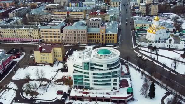 02 de abril 2020 Rusia, la ciudad de Ivanovo, Avenida Lenin. Calles sin personas y vehículos durante la cuarentena contra el coronavirus — Vídeo de stock