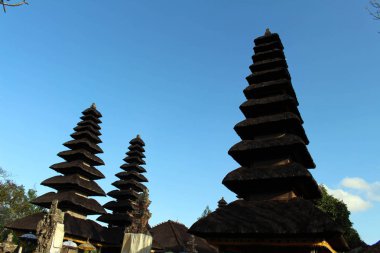 Pura Ayun Tapınağı ve Bahçe karmaşık çevresinde. Huzurlu ve sakin. PC çekilmiş Bali - Temmuz 2018.