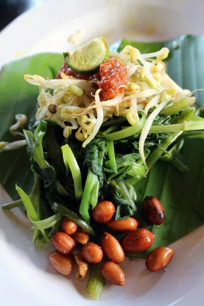 Plecing Kangkung Prato Salada Tradicional Lombok Bali Indonésia — Fotografia de Stock