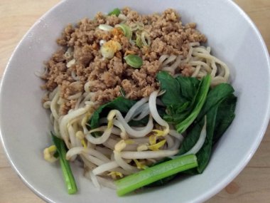 A kase erişte (denilen 