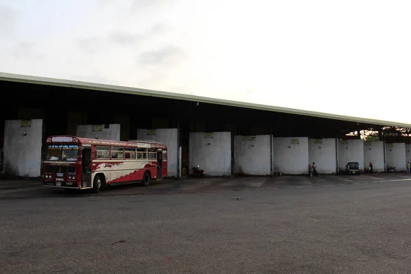 Tradução Terminal Ônibus Dambulla Indo Para Sigiriya Pela Manhã Tomado — Fotografia de Stock