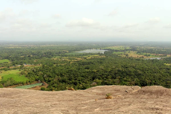 Amplia Vista Desde Pidurangala Rock Muy Lejos Sigiriya Tomado Sri — Foto de Stock