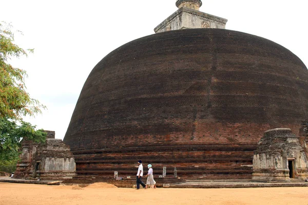 Vehera Rankoth Intorno Alla Città Antica Polonnaruwa Preso Sri Lanka — Foto Stock