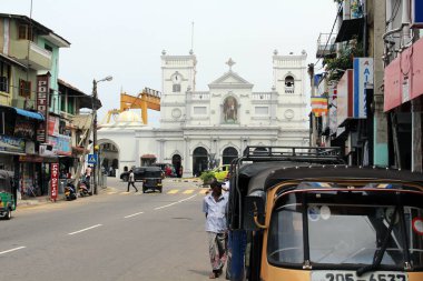 Kilise ya da St. Anthony Colombo, etrafında durumu içinde tapınak. Sri Lanka'da Ağustos 2018 alınan.