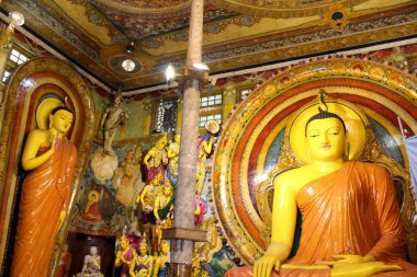 Gangaramaya Tapınağı, bu kişisel bir müze gibi geldi. Colombo, Sri Lanka, Ağustos 2018 alınan.