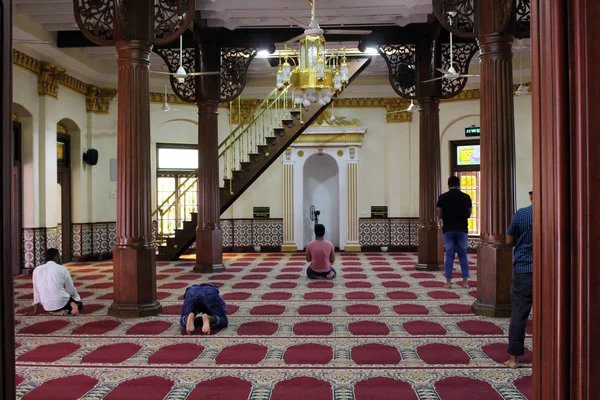 Sala Oração Mesquita Vermelha Jami Alfar Colombo Tomado Sri Lanka — Fotografia de Stock