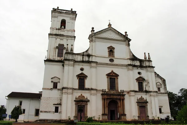 Die Weiße Majestätische Kathedrale Des Alten Goa Goa Velha Aufgenommen — Stockfoto