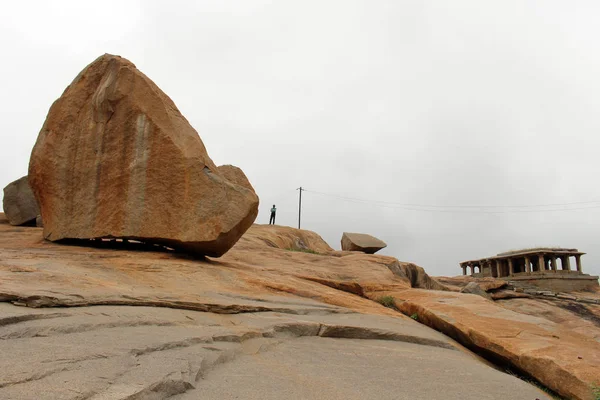 Las Montañas Rocosas Colinas Transformadores Que Rodean Los Templos Hampi — Foto de Stock