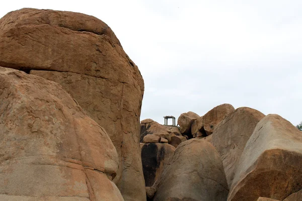 Las Montañas Rocosas Colinas Transformadores Que Rodean Los Templos Hampi — Foto de Stock