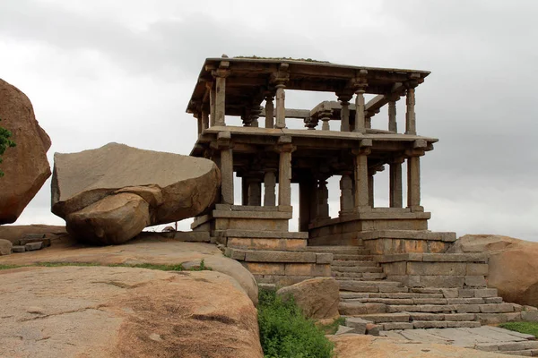 Vznik Pilíře Ruiny Skály Skupina Památek Chrámů Hampi Přijata Indii — Stock fotografie