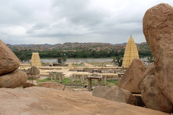 Proeminente Templo Virupaksha Ainda Uso Hampi Tomado Índia Agosto 2018 — Fotografia de Stock