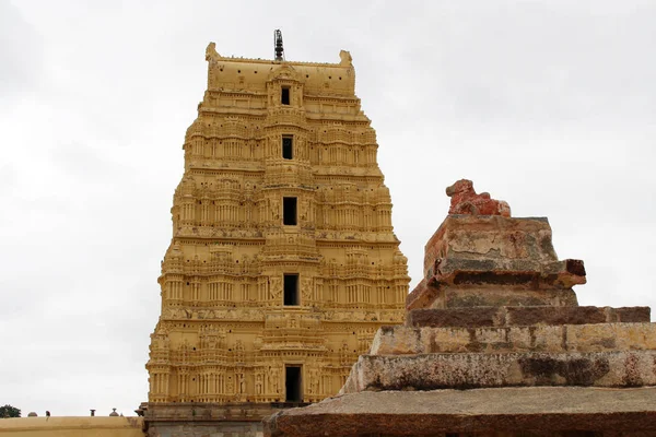 Proeminente Templo Virupaksha Ainda Uso Hampi Tomado Índia Agosto 2018 — Fotografia de Stock