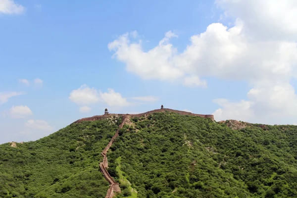 Dlouhá Zeď Obklopující Amer Fort Jedna Šesti Hill Pevnosti Rádžastánu — Stock fotografie