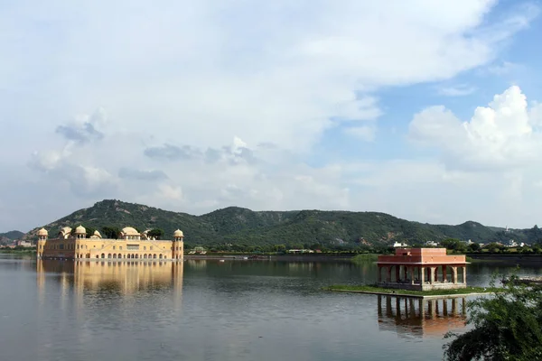 Jal Mahal Que Significa Palacio Del Agua Justo Medio Del —  Fotos de Stock