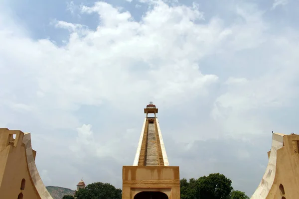 Jantar Mantar Observatorio Jaipur Consta Instrumentos Astronómicos Arquitectónicos Tomado India — Foto de Stock