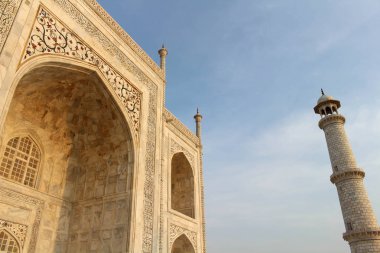 Tac Mahal'i Agra mimarisini ayrıntıları. Hindistan, Ağustos 2018 alınan.