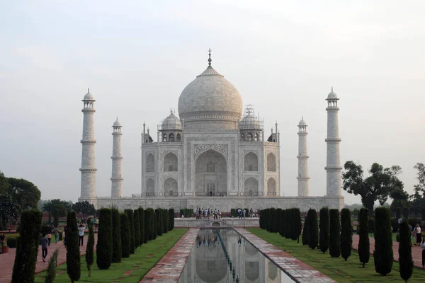 Icono India Símbolo Del Amor Majestuoso Taj Mahal Por Mañana — Foto de Stock