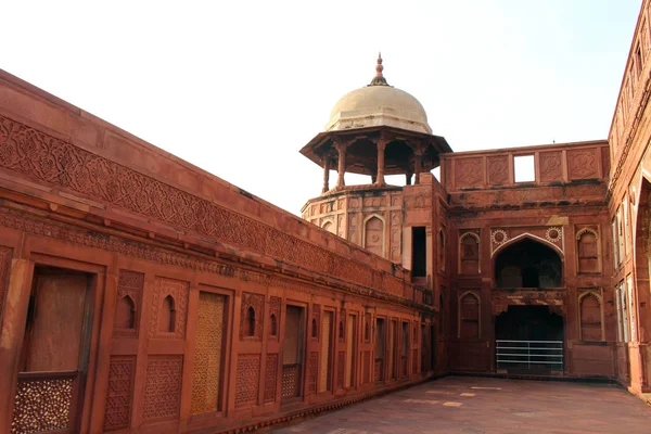 Arquitetura Pátios Jardins Dentro Complexo Agra Fort Tomado Índia Agosto — Fotografia de Stock