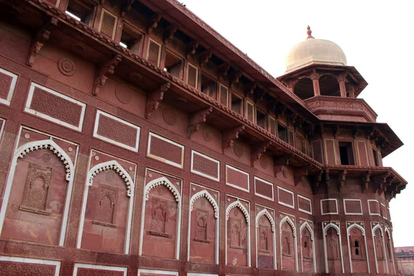 Die Alten Türen Und Fenster Rund Die Agra Fort Aufgenommen — Stockfoto