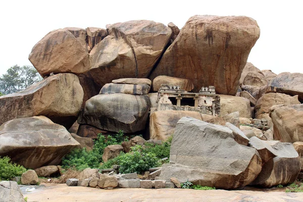 Las Montañas Rocosas Colinas Transformadores Que Rodean Los Templos Hampi — Foto de Stock