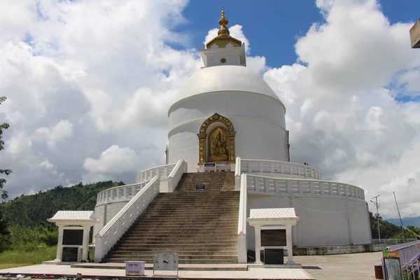 Übersetzung Die Wichtigste Stupa Der Weltfriedenspagode Aufgenommen Nepal August 2018 — Stockfoto