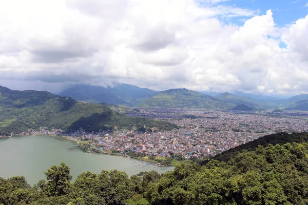 Miasta Pokhara Jeziora Phewa Jak Widać Drodze World Peace Pagoda — Zdjęcie stockowe