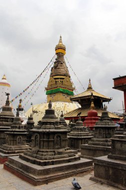 Çeviri: Swayambhunath Stupa (ve onun eyes) etrafında veya Kathmandu maymun Tapınağı. Nepal'de, Ağustos 2018 alınan.