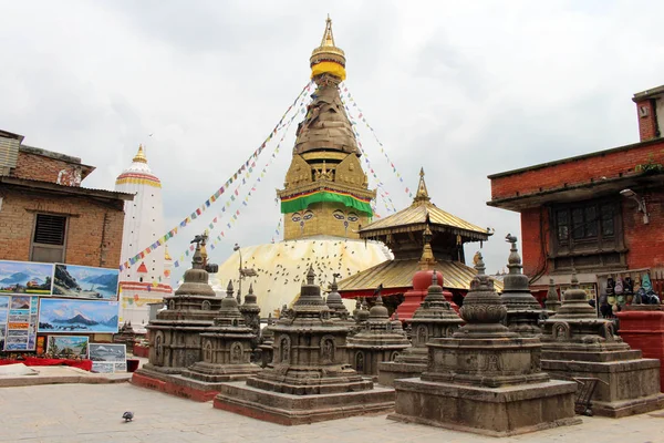 Tłumaczenie Wokół Swayambhunath Stupa Jego Oczu Lub Monkey Świątyni Katmandu — Zdjęcie stockowe