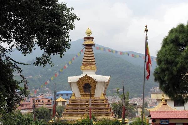 Zlatými Sochami Buddhy Stúpa Amideva Parku Úpatí Swayambhunath Přijata Káthmándú — Stock fotografie