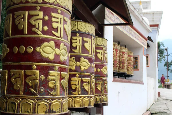 Перевод Молитвенные Флаги Колеса Вокруг Ступы Swayambhunath Катманду Снято Непале — стоковое фото