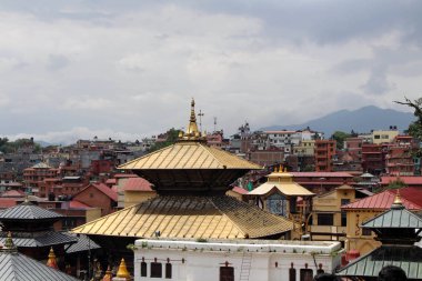 Pashupatinath Tapınağı Kathmandu--dan görünüm Nehri. Nepal'de, Ağustos 2018 alınan.