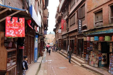 Sokağın Bhaktapur Durbar Meydanı, Katmandu Vadisi'nde bir Unesco miras çevresinde. Nepal'de, Ağustos 2018 alınan.