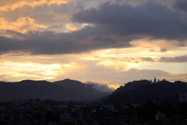 Vue Romantique Sur Coucher Soleil Swayambhunath Stupa Depuis Toit Katmandou — Photo