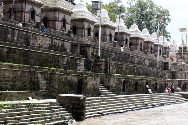 Decine Centinaia Piccoli Templi Attraverso Fiume Bagmati Pashupatinath Kathmandu Preso — Foto Stock