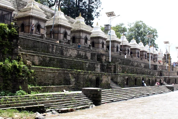 Desítky Nebo Stovky Malých Chrámů Přes Zóna Řeky Pashupatinath Kathmandu — Stock fotografie