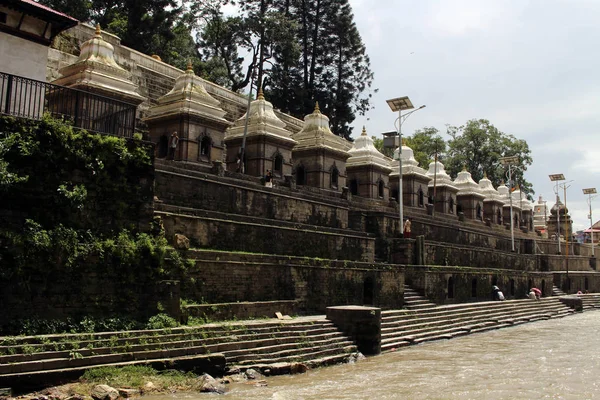 Desítky Nebo Stovky Malých Chrámů Přes Zóna Řeky Pashupatinath Kathmandu — Stock fotografie