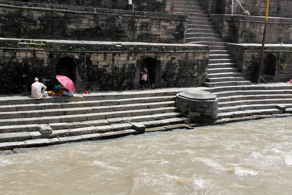 Gente Local Está Haciendo Algo Alrededor Del Templo Pashupatinath Katmandú — Foto de Stock