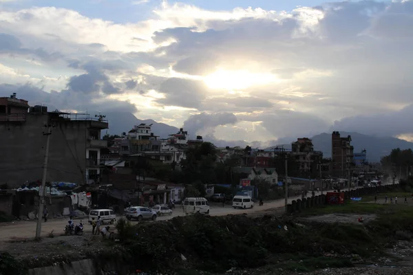 Χαλαρό Απόγευμα Και Όμορφο Ηλιοβασίλεμα Στην Πόλη Κατμαντού Λαμβάνονται Στο — Φωτογραφία Αρχείου