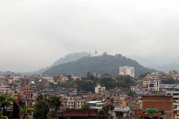 Weergave Van Swayambhunath Stupa Uit Het Dak Kathmandu Tijdens Bewolkte — Stockfoto