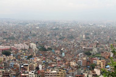 Kathmandu şehir, tepedeki Swayambhunath Stupa görüldü. Nepal'de, Ağustos 2018 alınan.