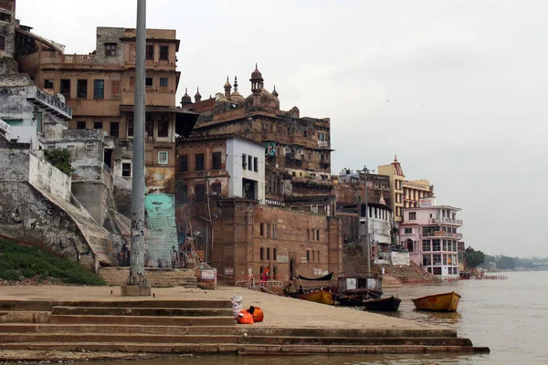 Traducción Paisaje Los Ghats Varanasi Por Ganges Tomado India Agosto —  Fotos de Stock